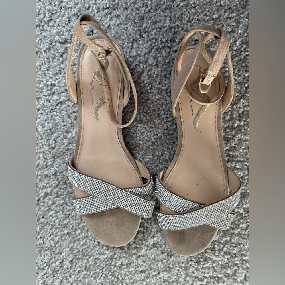 Nina Size 9 Tan Rhinestone Ankle-Strap Sandals